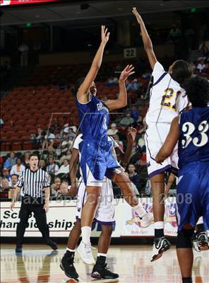 Thumbnail 3 in Dickinson vs. Lincoln (UIL 4A Final) photogallery.