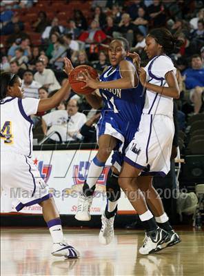 Thumbnail 2 in Dickinson vs. Lincoln (UIL 4A Final) photogallery.