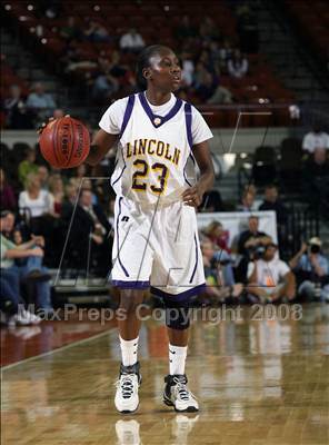Thumbnail 1 in Dickinson vs. Lincoln (UIL 4A Final) photogallery.