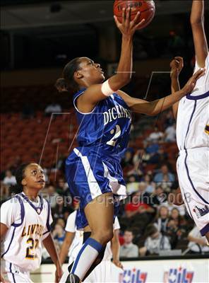 Thumbnail 2 in Dickinson vs. Lincoln (UIL 4A Final) photogallery.