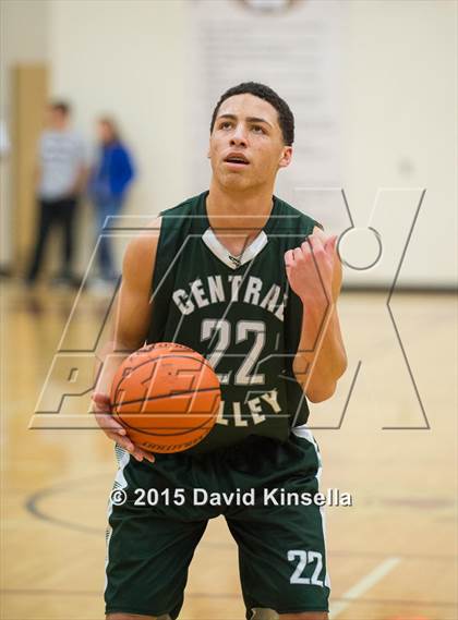 Thumbnail 2 in Nevada Union vs. Central Valley (Whitney Holiday Classic) photogallery.