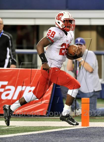 Thumbnail 1 in Katy vs. Cedar Hill (UIL 5A Division 2 Final) photogallery.