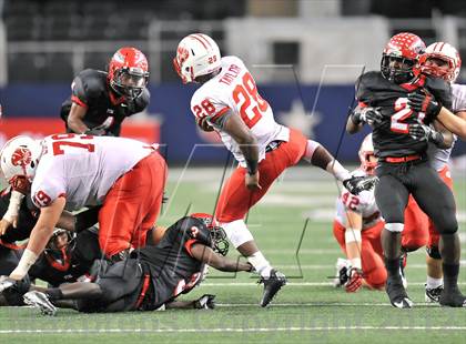 Thumbnail 2 in Katy vs. Cedar Hill (UIL 5A Division 2 Final) photogallery.