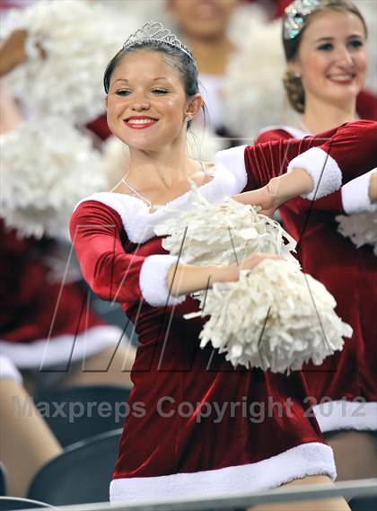 Thumbnail 2 in Katy vs. Cedar Hill (UIL 5A Division 2 Final) photogallery.