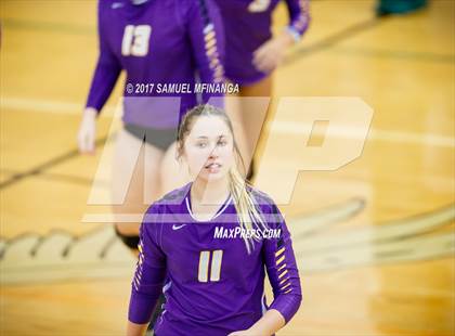 Thumbnail 1 in Bellevue West vs. North Star photogallery.