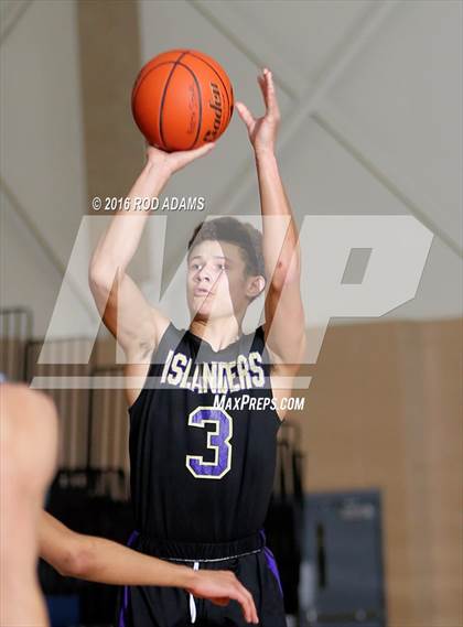 Thumbnail 1 in Lincoln Southwest vs Grand Island (Heartland Athletic Conference Tournament) photogallery.
