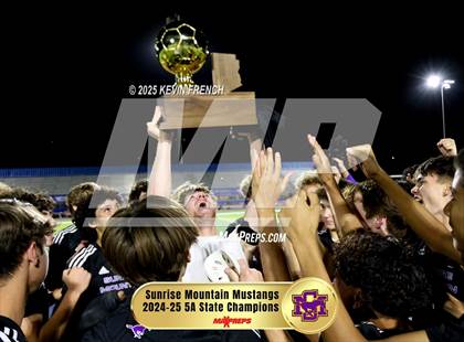 Thumbnail 3 in Sunrise Mountain (AIA 5A Final - Awards) photogallery.