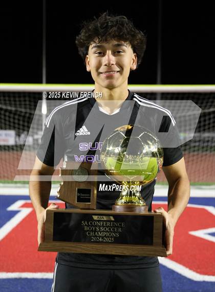 Thumbnail 3 in Sunrise Mountain (AIA 5A Final - Awards) photogallery.