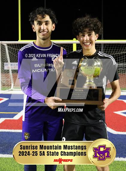 Thumbnail 3 in Sunrise Mountain (AIA 5A Final - Awards) photogallery.