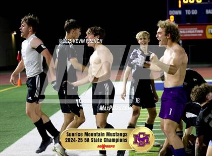 Thumbnail 3 in Sunrise Mountain (AIA 5A Final - Awards) photogallery.