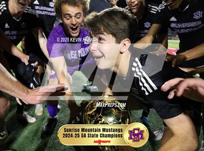 Thumbnail 2 in Sunrise Mountain (AIA 5A Final - Awards) photogallery.