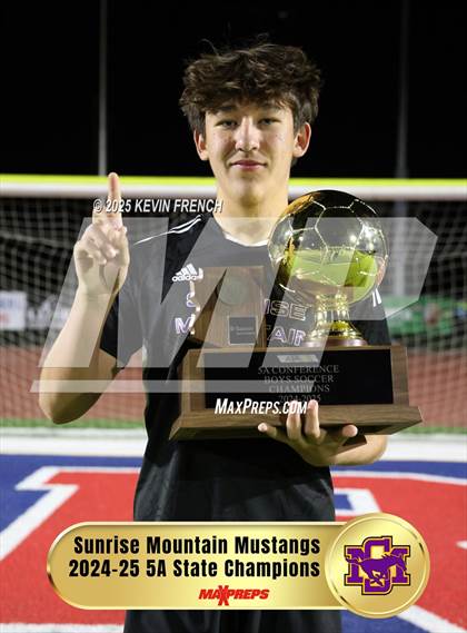 Thumbnail 3 in Sunrise Mountain (AIA 5A Final - Awards) photogallery.