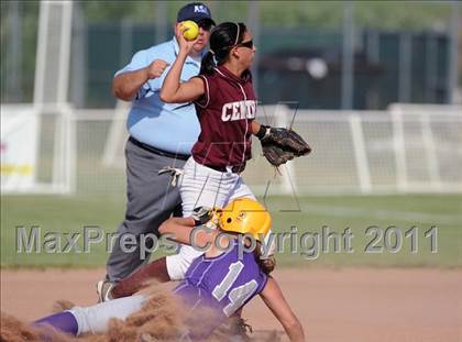 Thumbnail 3 in Westhill vs. Bristol Central (CIAC Class LL Semifinal) photogallery.