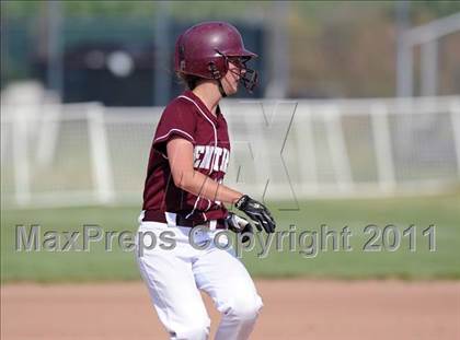 Thumbnail 3 in Westhill vs. Bristol Central (CIAC Class LL Semifinal) photogallery.