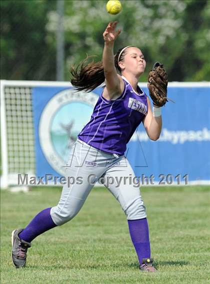 Thumbnail 3 in Westhill vs. Bristol Central (CIAC Class LL Semifinal) photogallery.