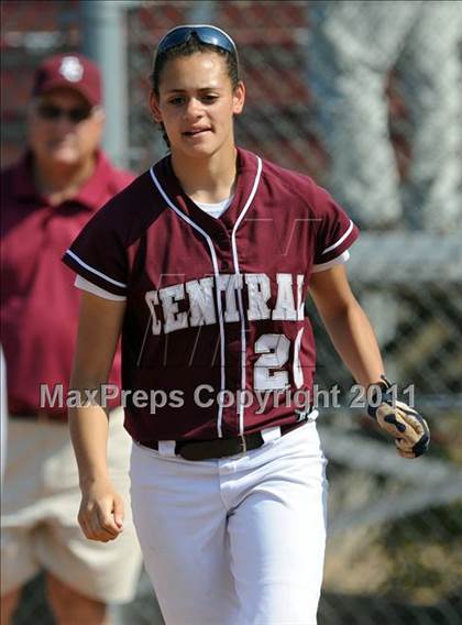 Thumbnail 1 in Westhill vs. Bristol Central (CIAC Class LL Semifinal) photogallery.