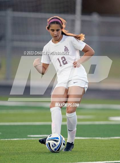 Thumbnail 2 in Friendswood vs. Austin (College Station Classic) photogallery.