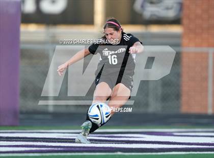 Thumbnail 3 in Friendswood vs. Austin (College Station Classic) photogallery.