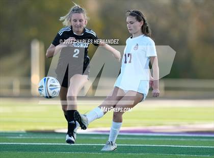 Thumbnail 1 in Friendswood vs. Austin (College Station Classic) photogallery.