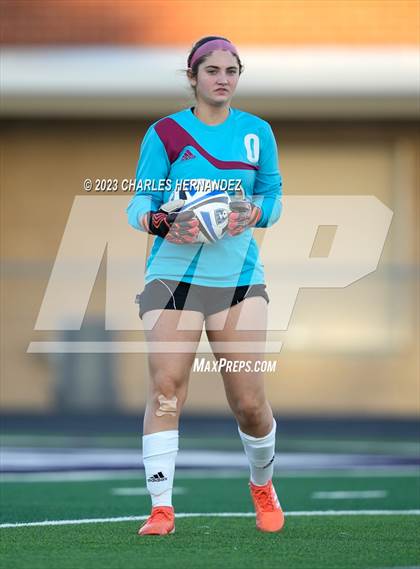 Thumbnail 1 in Friendswood vs. Austin (College Station Classic) photogallery.