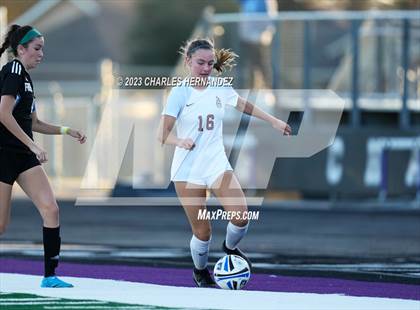 Thumbnail 2 in Friendswood vs. Austin (College Station Classic) photogallery.