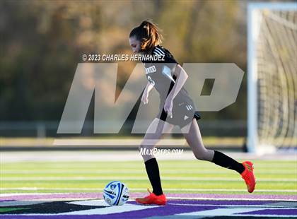 Thumbnail 2 in Friendswood vs. Austin (College Station Classic) photogallery.