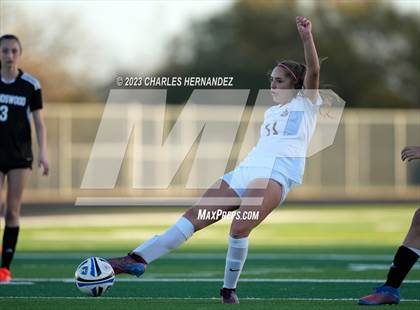 Thumbnail 2 in Friendswood vs. Austin (College Station Classic) photogallery.