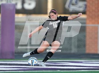 Thumbnail 1 in Friendswood vs. Austin (College Station Classic) photogallery.