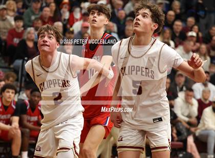 Thumbnail 2 in Manchester Memorial vs Portsmouth (NHIAA Division I Quarter-Final Round) photogallery.