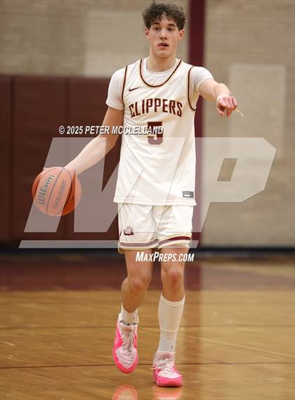 Thumbnail 2 in Manchester Memorial vs Portsmouth (NHIAA Division I Quarter-Final Round) photogallery.