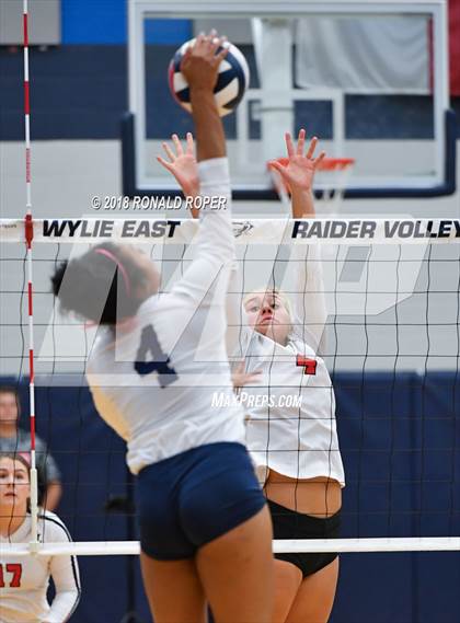 Thumbnail 2 in Lovejoy @ Wylie East photogallery.