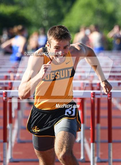 Thumbnail 2 in Boys Track and Field (NYSPHSAA Section 5 Sectional Final) photogallery.