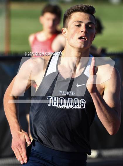 Thumbnail 1 in Boys Track and Field (NYSPHSAA Section 5 Sectional Final) photogallery.