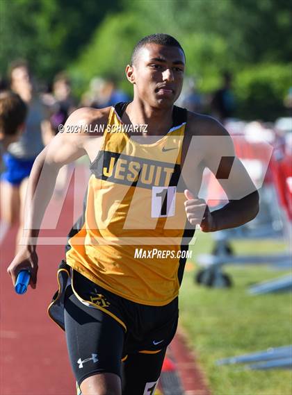 Thumbnail 1 in Boys Track and Field (NYSPHSAA Section 5 Sectional Final) photogallery.