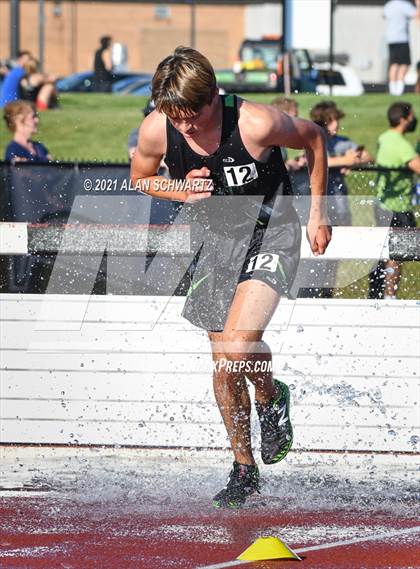 Thumbnail 2 in Boys Track and Field (NYSPHSAA Section 5 Sectional Final) photogallery.