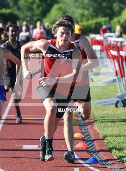 Thumbnail 3 in Boys Track and Field (NYSPHSAA Section 5 Sectional Final) photogallery.