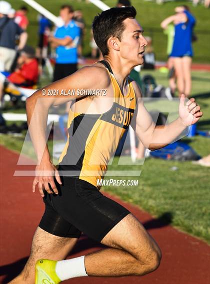 Thumbnail 3 in Boys Track and Field (NYSPHSAA Section 5 Sectional Final) photogallery.