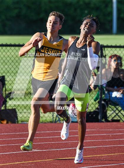 Thumbnail 3 in Boys Track and Field (NYSPHSAA Section 5 Sectional Final) photogallery.