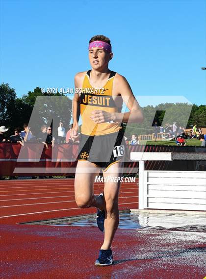Thumbnail 1 in Boys Track and Field (NYSPHSAA Section 5 Sectional Final) photogallery.