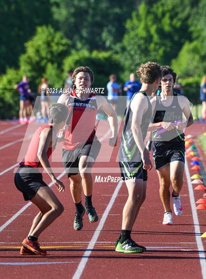 Thumbnail 3 in Boys Track and Field (NYSPHSAA Section 5 Sectional Final) photogallery.