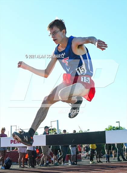 Thumbnail 1 in Boys Track and Field (NYSPHSAA Section 5 Sectional Final) photogallery.
