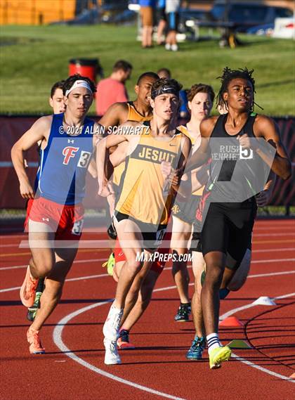 Thumbnail 2 in Boys Track and Field (NYSPHSAA Section 5 Sectional Final) photogallery.