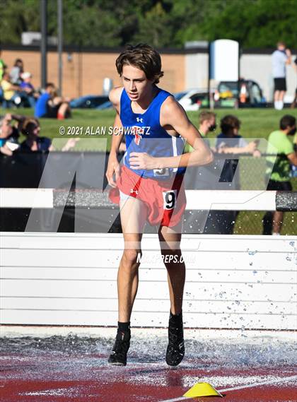 Thumbnail 2 in Boys Track and Field (NYSPHSAA Section 5 Sectional Final) photogallery.
