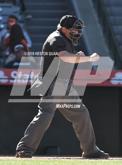 Thumbnail 1 in Orange vs Segerstrom photogallery.