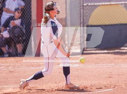 Thumbnail 3 in Cienega vs. Hamilton photogallery.