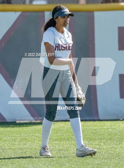 Thumbnail 3 in Cienega vs. Hamilton photogallery.
