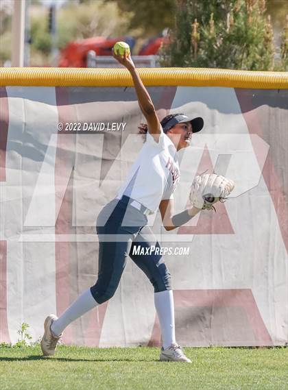 Thumbnail 2 in Cienega vs. Hamilton photogallery.