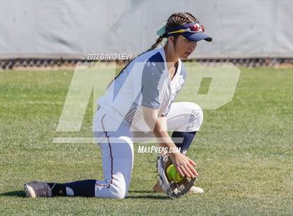 Thumbnail 3 in Cienega vs. Hamilton photogallery.