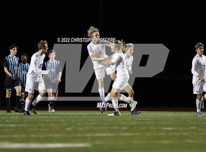 Thumbnail 2 in Penn Yan Academy vs Bishop Kearney (Section 5 Class B2 Final) photogallery.