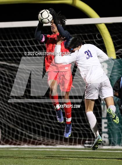 Thumbnail 2 in Penn Yan Academy vs Bishop Kearney (Section 5 Class B2 Final) photogallery.